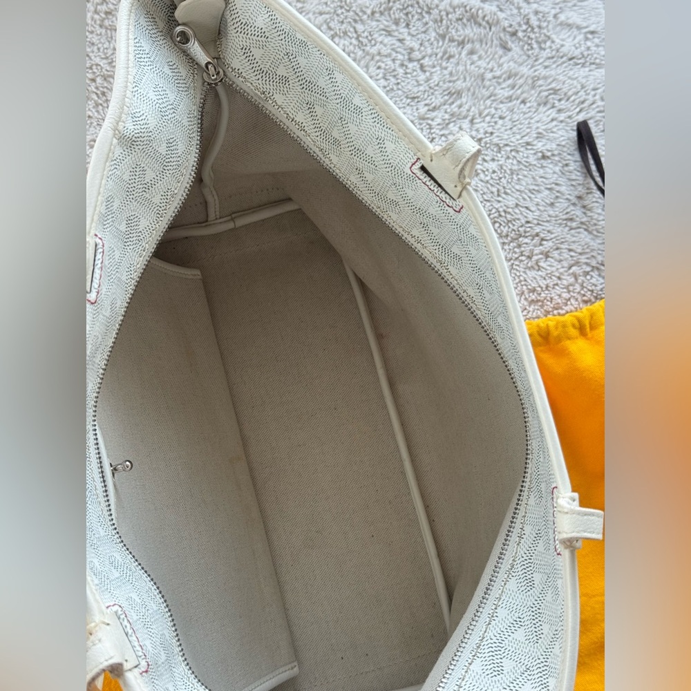 Goyard White/Off-White St. Louis PM Tote - Picture 12 of 16